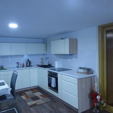 Appartement Family Friendly 3 Adults Child Ruzomberok